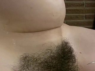 Culo perfecto peludo de Bella Atk !!!