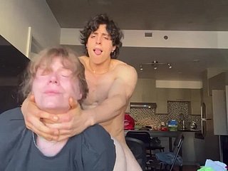 Psicópata árabe follando a su vecino milf
