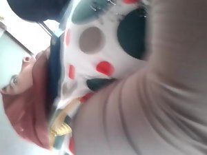 eavesdrop cam (19) vicino ai suoi tites 2