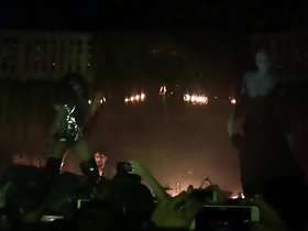 اسٹیج DJ کنسرٹ کلب نمبر 2 پر شہوانی، شہوت بال گلوکار عوامی عریاں