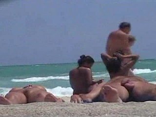 Voyeur's cam collaborate b keep waiting an Asian pussy out of reach of a nude lido
