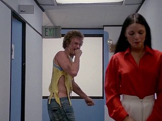 Be passed on Young Irresistibly Hot - 1983 (Dipulihkan)