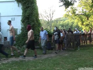 150 Männer gangbang pt 1
